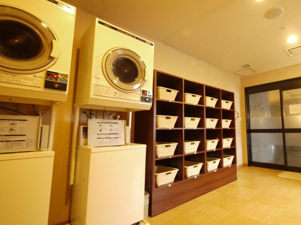 Hotel Route-Inn Wakamiya Inter Miyawaka Exterior photo