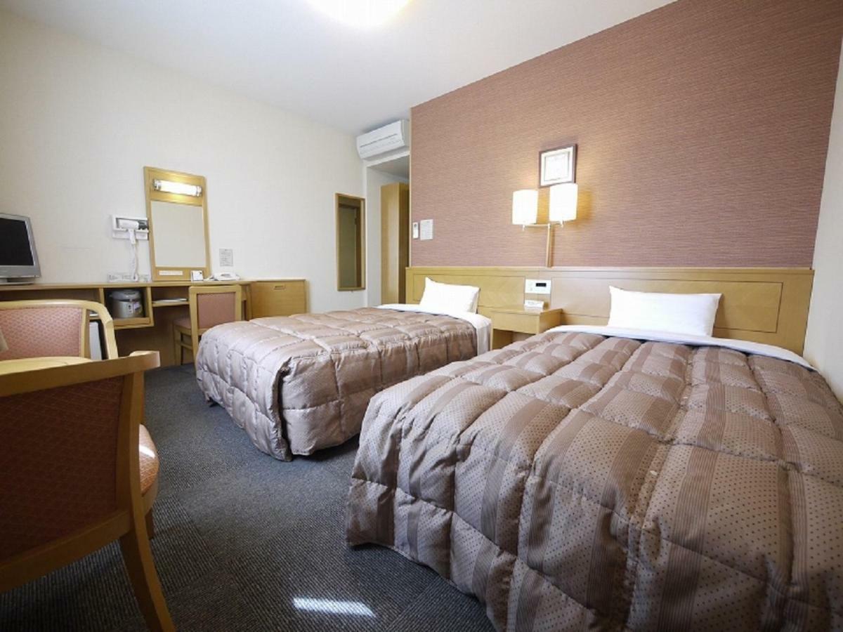 Hotel Route-Inn Wakamiya Inter Miyawaka Exterior photo